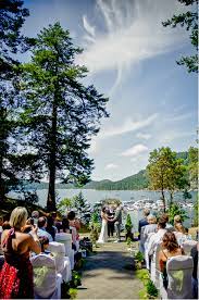 Venue Poet S Cove On Pender Island Www Poetscove Com Photographer Rhymes With Victoria Vancouver Island Island Weddings Wedding Photography And Videography
