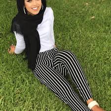 Smiles About Our New Modelle Long Sleeve Pocket Loop Top Tucked Into Our Stretch Pin Striped Cotton Pants Modelleoffici Hijabi Fashion Fashion Outfits