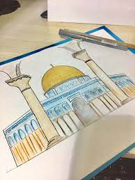 Kudüs fakültesinden mezun olan tıp öğrencileri mezuniyetlerini mescidi aksada yemin ederek kutladılar. Drawing Mescidiaksa Quds Kubbetussahra Palestine Edadrtk Islami Sanat Sanat Cizimleri Kasnak Sanati
