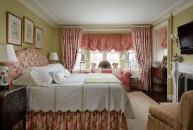 Balloon valances are a perennial window treatment favorite. Scott Snyder Boston Ma Pink Bedroom Chintz Balloon Shade Valance The Glam Pad