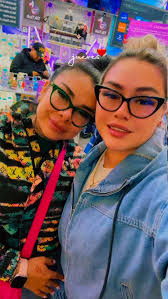 Un día tranqui @karen_garridi @sonido_la_changa_internacional #soloaqui  #enelmundodelamica #notequedessinlatuya😉 #teesperamoooos🤗