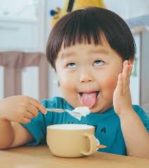 After a little partying with the team to say goodbye to the « old » OLD  BOY, renovations have finally begun. In other news we are currently setting  everything up at our