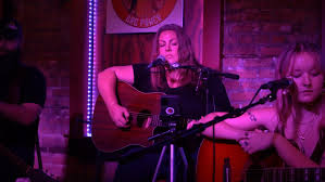 Nights of Lonely at The Songwriters Circle #sarahmaegunn #listenlocal  #songwriter