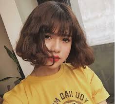 TOP 3 kiểu tóc ngắn uốn cụp mái thưa cho học sinh