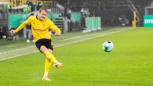 Bis es zu der heute bekannten champions league im fußballsport kam, war es ein langer weg. Julian Brandt Es Gibt Keinen Favoriten Dfb Deutscher Fussball Bund E V