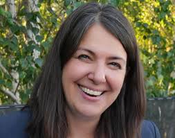 Danielle Smith is in deep trouble — and she just keeps digging