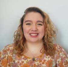 Stephanie Cavanaugh's Instagram, Twitter & Facebook