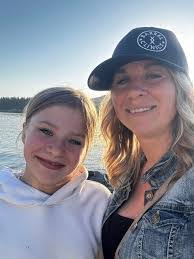 Savannah Beavers's Instagram, Twitter & Facebook