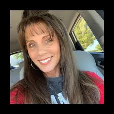 Modern outdoor bench for pool area?