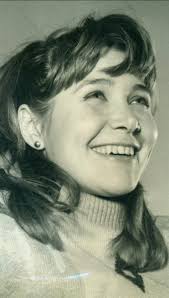 Elvira y Tito en Mi primera Novia , la pelicula que unio la vida de  Evangelina y Palito en la vida Real , la pelicula comenzo a filmarse el 21  de septiembre