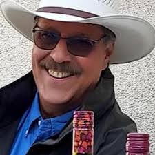 What are some kid-friendly hiking trails in Orange County?