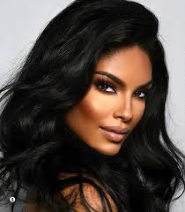 Road to #MissUniverse2022 🇵🇷 Ashley Cariño 🇨🇴 Maria Fernanda  Aristizabal 🇻🇪 Amanda Dudamel 🇿🇦 Ndavi Nokeri Who's the strongest?