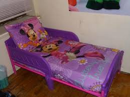 Disney minnie mouse toddler bed, drawers & kids mattress. Disney 4 Piece Minnie Mouse Fluttery Friends Toddler Bedding Set Walmart Com Walmart Com