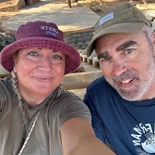 What made large tracks in my yard?