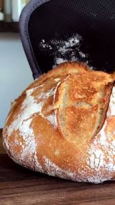 Te Mostramos Como Realizar Un Pan Exquisito En El Horno De Tu Casa Bread Pan Pancasero Crust Pan Casero Pan Casero Receta Pan Artesanal Recetas