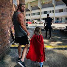 Chris hemsworth (born august 11, 1983) is an australian actor known for his role as kim hyde on the soap opera home and away. he also appeared in the 2009 movie star trek. Owjqhcxrsj200m