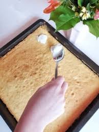 März 2014 der kuchen ist sehr einfach zu. Spiegeleikuchen Vom Blech Simplylovelychaos