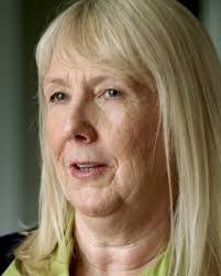 Polly Nelson's Instagram, Twitter & Facebook