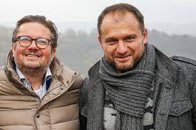 Wout bru trained at ter groene poorte in bruges before heading abroad to hone his craft. Wout Bru En Marc Coucke Zoeken Werknemer Op Tv Het Loon 2 Gazet Van Antwerpen Mobile