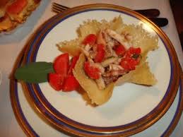 It is named after the producing areas, the provinces of parma, reggio emilia. Cestini Di Parmigiano Ripieni Di Insalata Di Polpo Le Vostre Ricette Cookaround