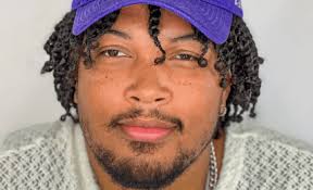 Meet Rod G. Newman: Conceptual Performance Artist