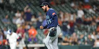 Muñoz Boosts Changeup Usage for Improved Pitching Results