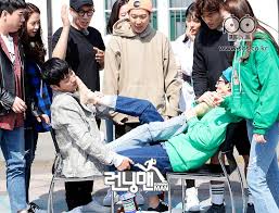 In each episode, they must complete missions at various places to win the race. Sbs Running Man ëŸ°ë‹ë§¨ On Twitter ëŸ°ë‹ë§¨ Running Man Ep 392 Preview Pictures