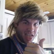 Tyler Boswell (@BozzieGuillen)