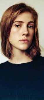 Eliza Scott's Instagram, Twitter & Facebook