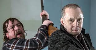 Vor gericht wird der täter allerdings freigesprochen, weil der anwalt die aussage von steier, der die nacht davor ordentlich gezecht hatte, infrage stellt. Bilder Das Haus Am Ende Der Strasse Tatort Ard Das Erste
