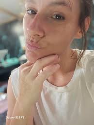 Hey @everyone, I haven't been myself lately and I've been struggling  mentally these last few days. There's only so much I can physically mask  it. I put