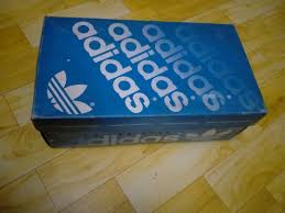 Maybe you would like to learn more about one of these? Kotak Kasut Kosong Adidas Vintage Antiques Vintage Collectibles On Carousell