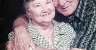 Joan Bentley, Paul Bentley