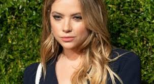 Cara Delevingne dingue d'Ashley Benson (Pretty Little Liars), sa sublime  déclaration d'amour pour son anniversaire