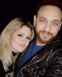 في رسالة ع الانستجرام فجرت الفنانة حلا شيحة مفاجأة من العياروالثقيل، وابدت غضبها من طرح الفنان تامر حسني. Ø¨Ø¹Ø¯ ØªØ³Ø±ÙŠØ¨ ØµÙˆØ±Ø© Ù„ÙˆØ§Ù„Ø¯Ù‡ Ù…Ø¹ Ø²ÙˆØ¬ØªÙ‡ Ø§Ù„Ø¬Ø¯ÙŠØ¯Ø© Ù†Ø¬Ù„ Ù…ØµØ·ÙÙ‰ Ù‚Ù…Ø± ÙŠØ±Ø¯ Ø¹Ù„Ù‰ Ø·Ø±ÙŠÙ‚ØªÙ‡