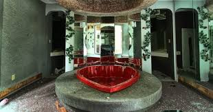 Maybe you would like to learn more about one of these? Don T Let The Heart Shaped Hot Tubs Fool You Love Is Dead At These Abandoned Honeymoon Resorts Roadtrippers
