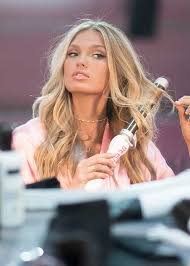 Beauty locks extension hair salon is premier hair extensions salon in miami and miami beach area. How Hair Dusting Helps To Remove Split Ends Beauty Crew