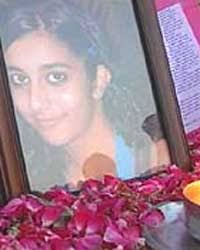 आरूषि कांडः गंगा स्नान कर पुलिस ने की पूछताछ