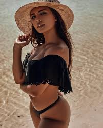 Rosmeri Marval | Model Hurd