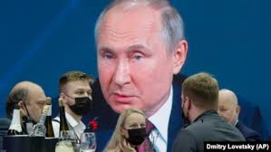 С другой стороны, речи о содержании всу за счет российских средств идти не может. Pir Grifov Blogery O Peterburgskom Ekonomicheskom Forume