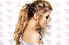 Les coupes de cheveux pour hommes qui font craquer les filles. La Queue De Cheval Le Look Estival Par Excellence Brunet