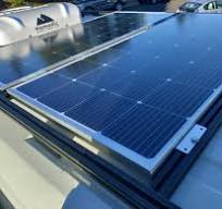 Solar panels up on 8020 roof rack : r/vandwellers
