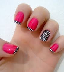 Mordemos nuestras uñas, no ponemos atención a las cutículas, duramos semanas con el mismo esmalte y no lo retocamos. Account Suspended Manicura De Unas Unas De Lunares Decorados Para Unas Cortas