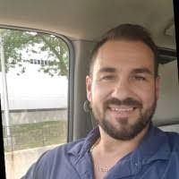 Shawn Dale's Instagram, Twitter & Facebook