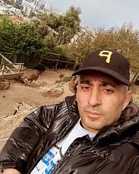 De vacaciones con la family con los cachorros a todos nos encantan los  animales los amamos y estamos muy contentos los felicito al país de chile  por tener un zoo por Mantener