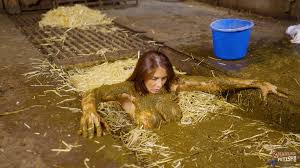 Brooke Maddison Discovering The Joy Of Cowshit - ManureFetish -