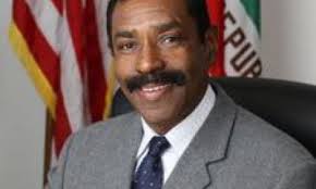 Unhoused Berkeley Writer With Neck Cancer Seeks Chemo Recovery Shelter