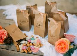 Formats pour répondre aux attentes des clients : Sachets Kraft Pour Decoration De Mariage Rustique