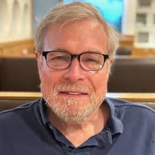 Mike Hailey's Instagram, Twitter & Facebook