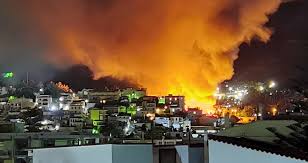 Συναγερμός σήμανε στην πυροσβεστική υπηρεσία της σάμου καθώς ξέσπασε μεγάλη φωτιά το μεσημέρι της πέμπτης στην περιοχή βουρλιώτες. Megalh Pyrkagia Sto Kyt Ths Samoy H Efhmerida Twn Syntaktwn